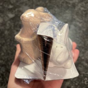 NWOT Bunny Salt & Pepper Shakers